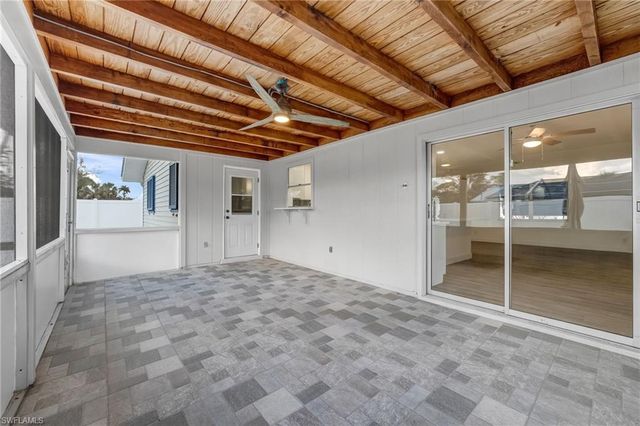 7162 Drake DR, Fort Myers, FL 33908