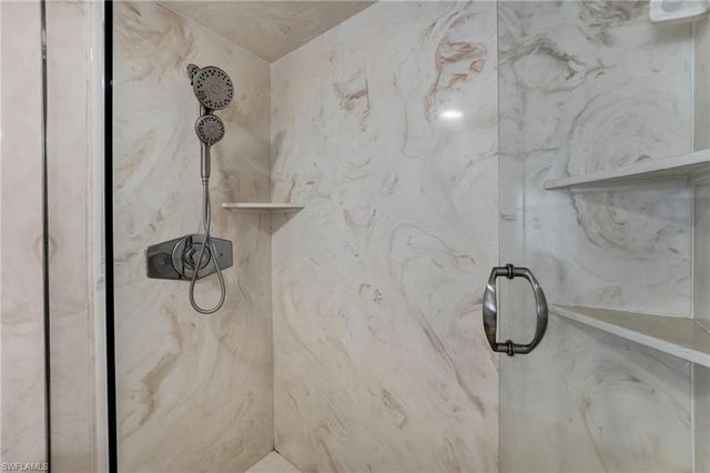 7162 Drake DR, Fort Myers, FL 33908