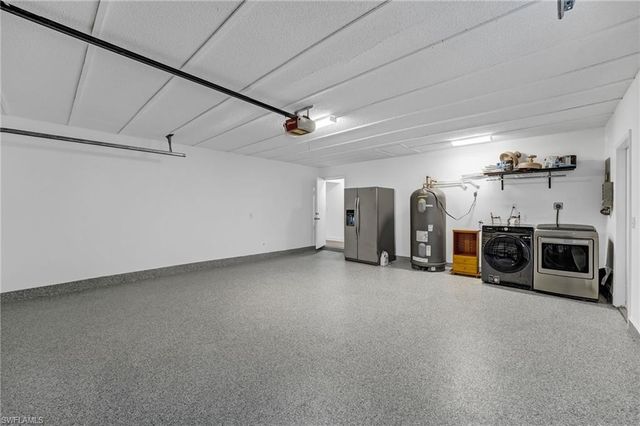 7162 Drake DR, Fort Myers, FL 33908