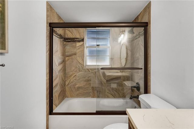 7162 Drake DR, Fort Myers, FL 33908