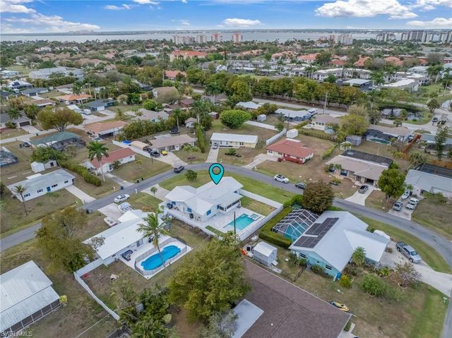 7162 Drake DR, Fort Myers, FL 33908