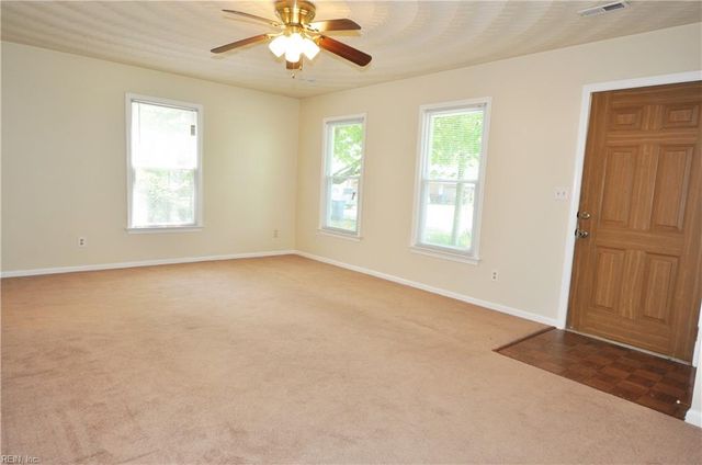 1128 Hazel AVE, Chesapeake, VA 23325