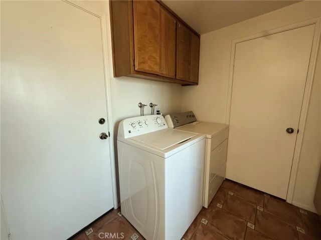 1061 N Glendora Avenue, Covina, CA 91724