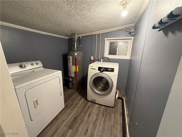 604 Crider Avenue NE, New Philadelphia, OH 44663