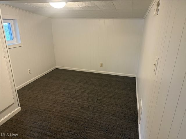 604 Crider Avenue NE, New Philadelphia, OH 44663