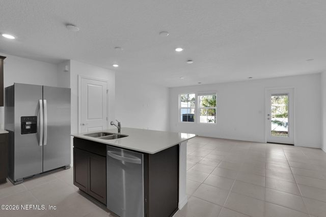 1860 NORMANDY PINES Lane, Jacksonville, FL 32221