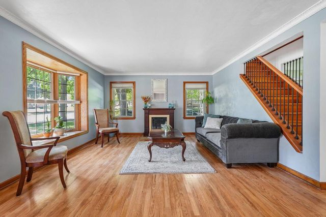 4630 W Cleveland AVENUE, Milwaukee, WI 53219