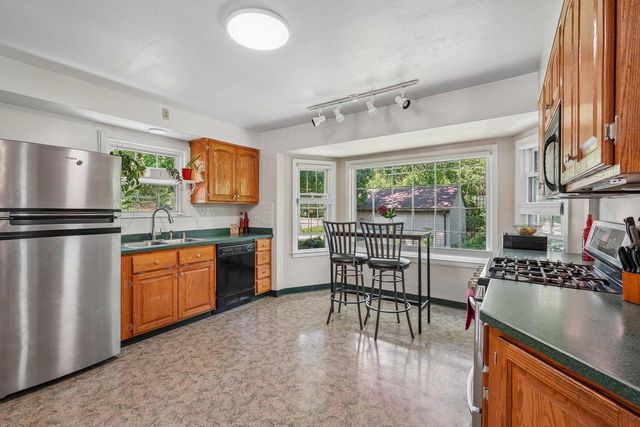 4630 W Cleveland AVENUE, Milwaukee, WI 53219