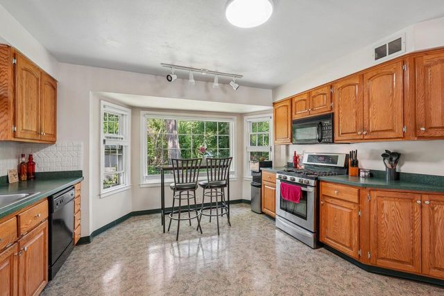 4630 W Cleveland AVENUE, Milwaukee, WI 53219