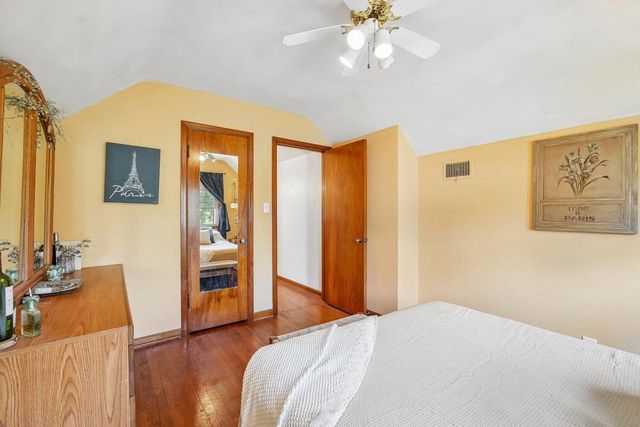 4630 W Cleveland AVENUE, Milwaukee, WI 53219