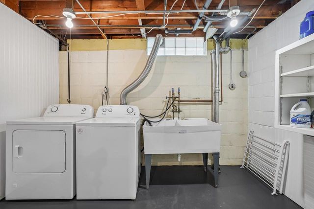 4630 W Cleveland AVENUE, Milwaukee, WI 53219