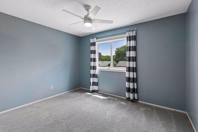 14945 Dundee Avenue, Apple Valley, MN 55124