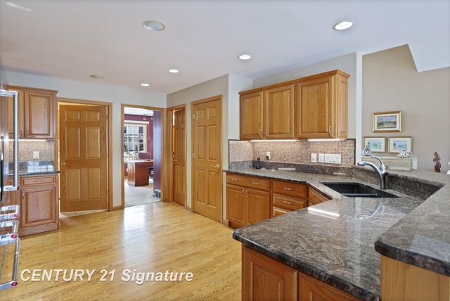 7118 Spring Lake Trail, Saginaw, MI 48603