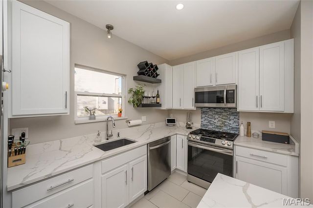 4222 Delmar Boulevard, St Louis, MO 63108