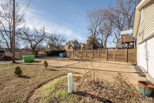 4222 Delmar Boulevard, St Louis, MO 63108