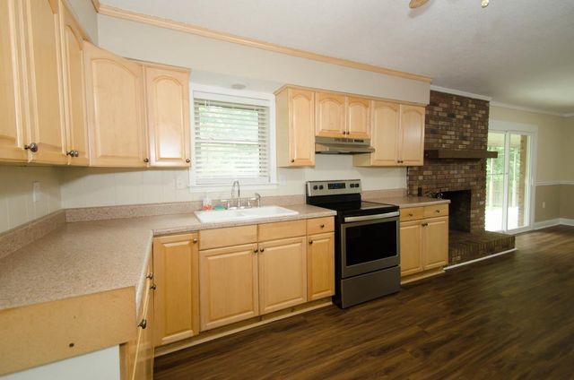 7128 JUANA DR, Millington, TN 38053