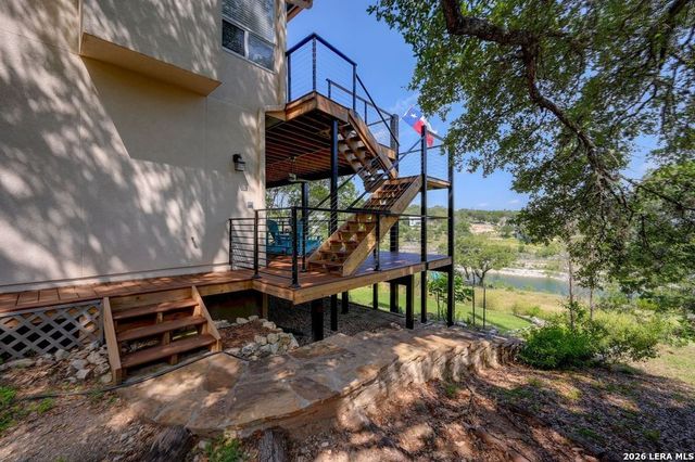 161 VILLAGE DR, Canyon Lake, TX 78133