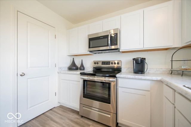 3145 Lennon Lane, Indianapolis, IN 46235