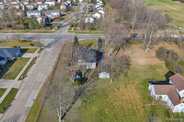 42859 Palmer Road, Canton, MI 48188