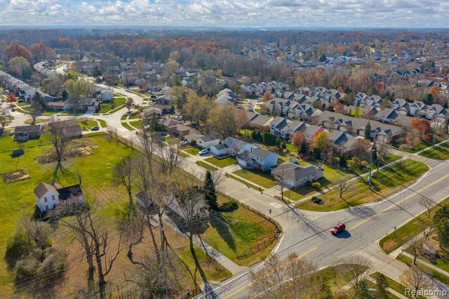 42859 Palmer Road, Canton, MI 48188