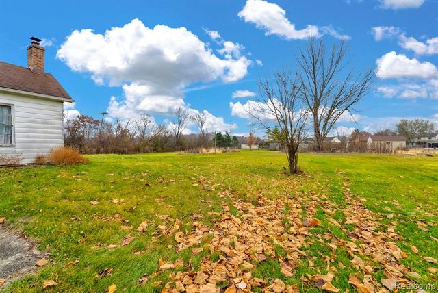 42859 Palmer Road, Canton, MI 48188