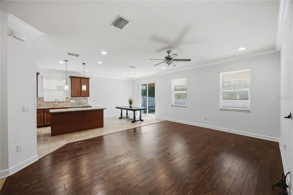 Image 21 of property listing at 5711 ARBOR WOOD COURT, Bradenton, FL 34203