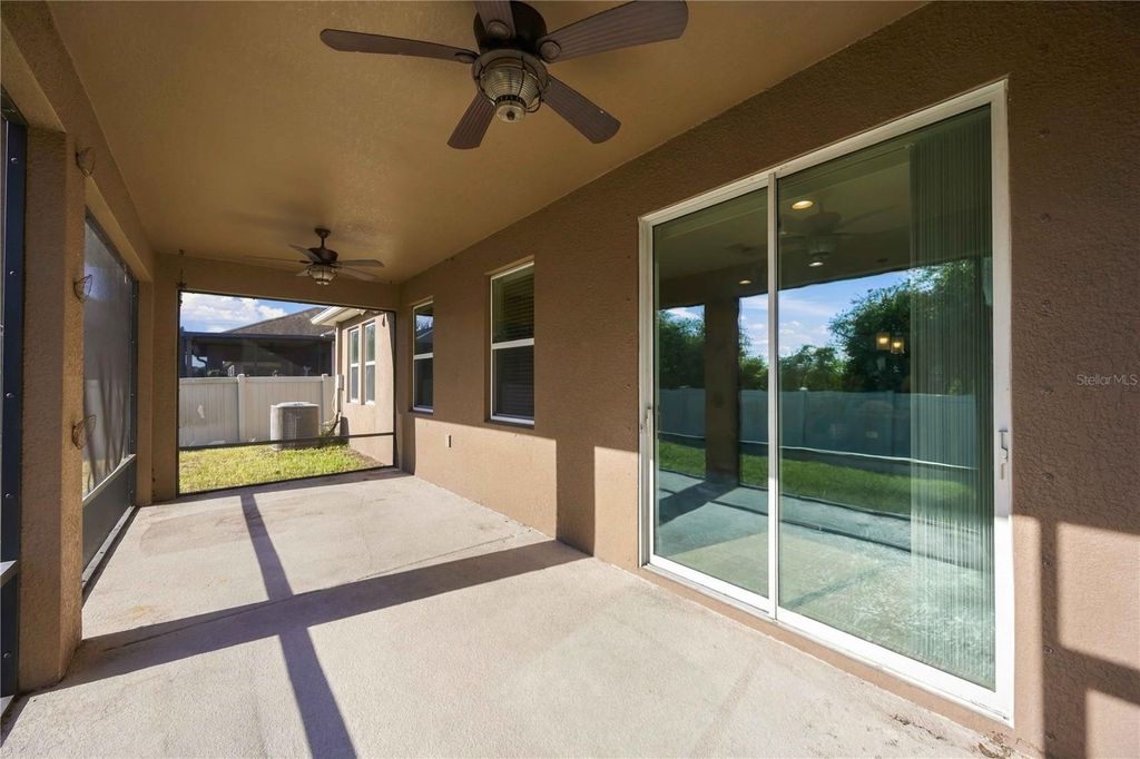 Image 46 of property listing at 5711 ARBOR WOOD COURT, Bradenton, FL 34203