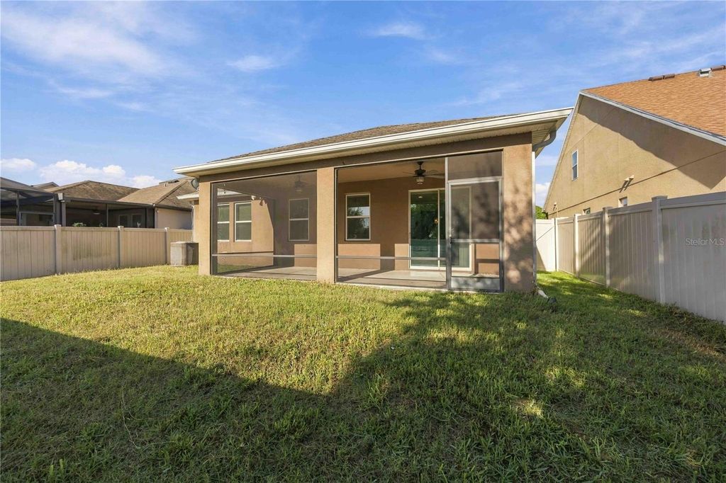 Image 47 of property listing at 5711 ARBOR WOOD COURT, Bradenton, FL 34203