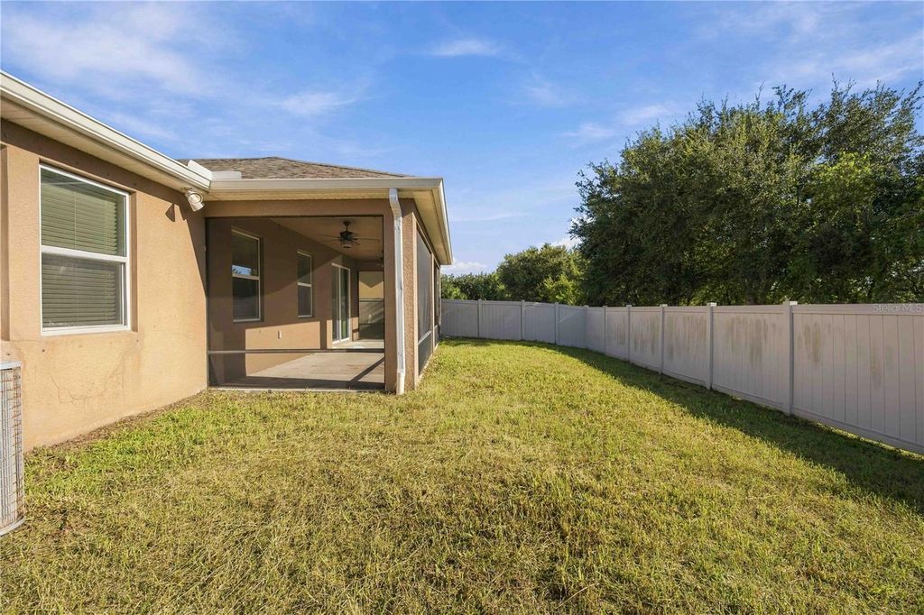 Image 50 of property listing at 5711 ARBOR WOOD COURT, Bradenton, FL 34203