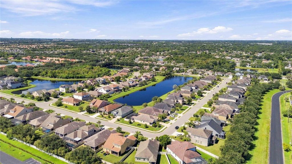 Image 58 of property listing at 5711 ARBOR WOOD COURT, Bradenton, FL 34203