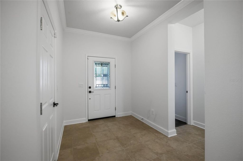 Image 10 of property listing at 5711 ARBOR WOOD COURT, Bradenton, FL 34203