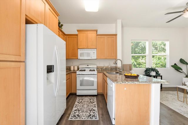 10938 Tower Park Dr, Rancho Cordova, CA 95670