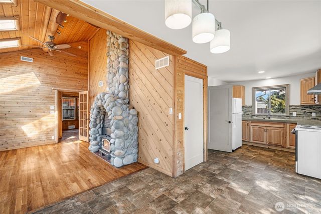 31940 W Morrison Street, Carnation, WA 98014