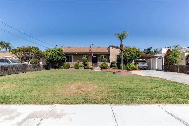 10325 Brookshire, Downey, CA 90241