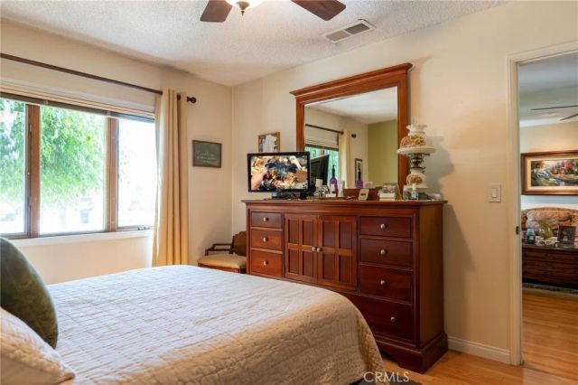 10325 Brookshire, Downey, CA 90241