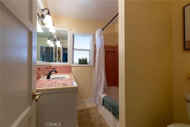 10325 Brookshire, Downey, CA 90241