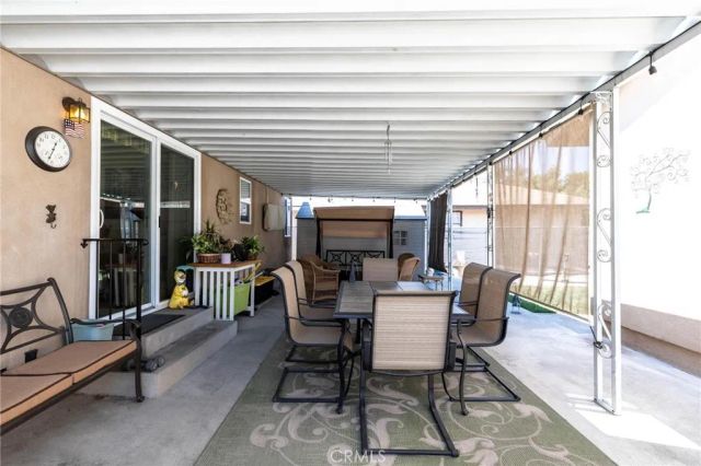 10325 Brookshire, Downey, CA 90241