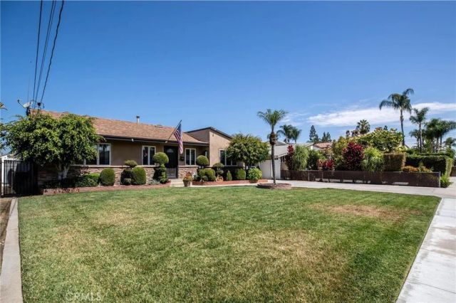 10325 Brookshire, Downey, CA 90241