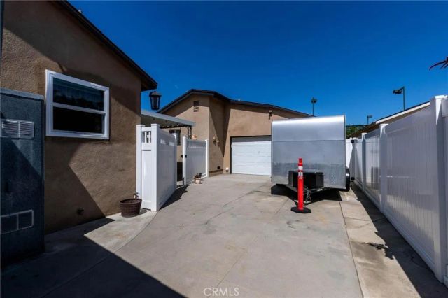 10325 Brookshire, Downey, CA 90241