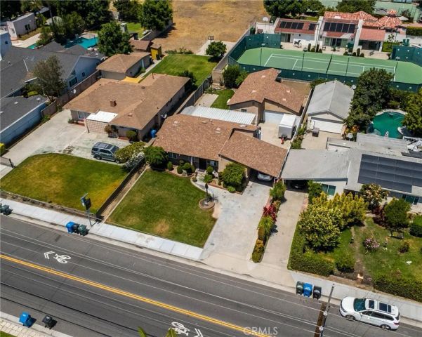 10325 Brookshire, Downey, CA 90241
