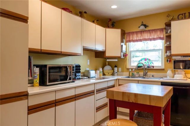10325 Brookshire, Downey, CA 90241
