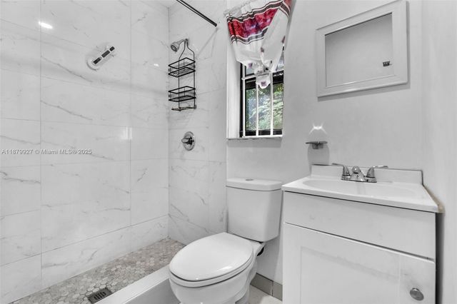 460 NE 132nd St, North Miami, FL 33161