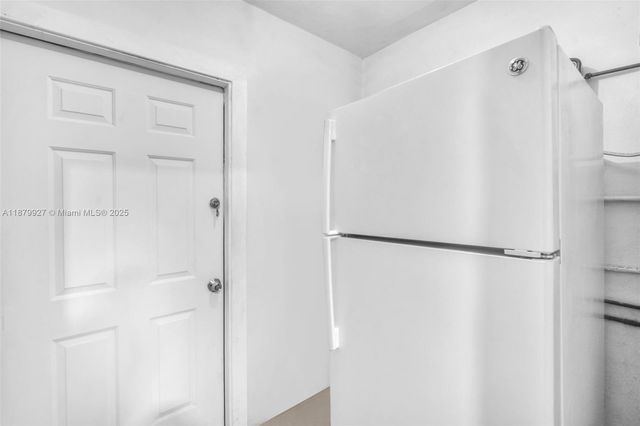 460 NE 132nd St, North Miami, FL 33161