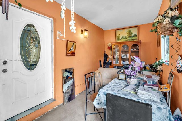 460 NE 132nd St, North Miami, FL 33161