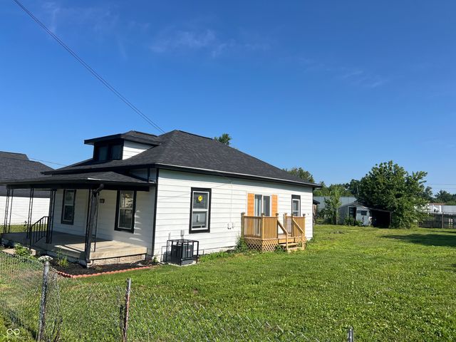 2202 Barrett Avenue, Indianapolis, IN 46221