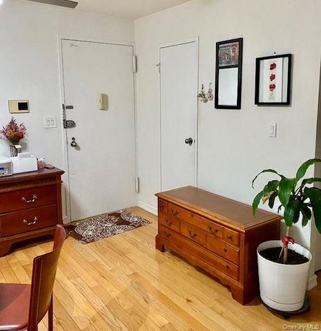 1 Bay Club Drive 15W, Bayside, NY 11360
