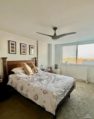1 Bay Club Drive 15W, Bayside, NY 11360