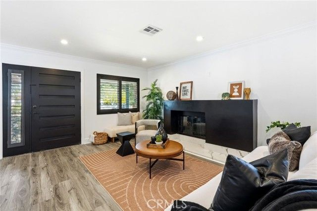 17126 San Fernando Mission, Granada Hills (los Angeles), CA 91344