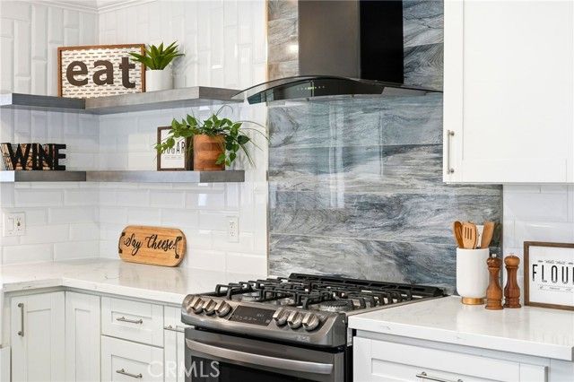 17126 San Fernando Mission, Granada Hills (los Angeles), CA 91344