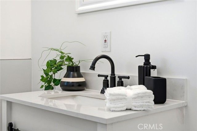 17126 San Fernando Mission, Granada Hills (los Angeles), CA 91344